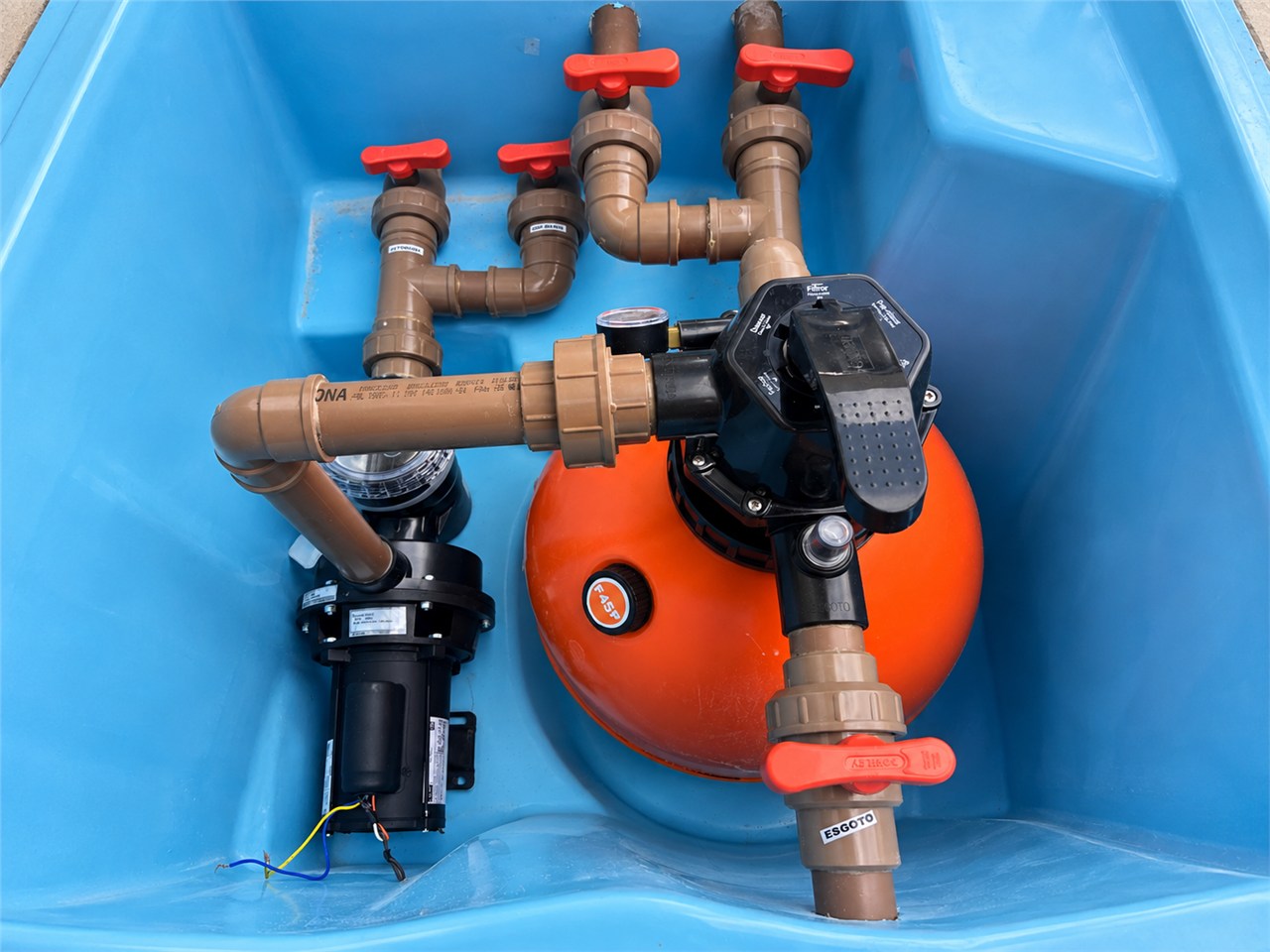 Sistema compacto com motobomba